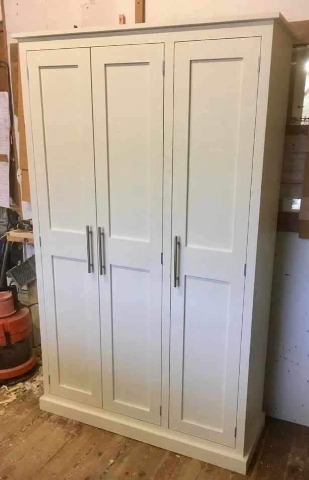 **3 Door Hall, Utility Room, Cloak Room Coat & Shoe Storage Cupboard (35 cm deep) OPTION 1