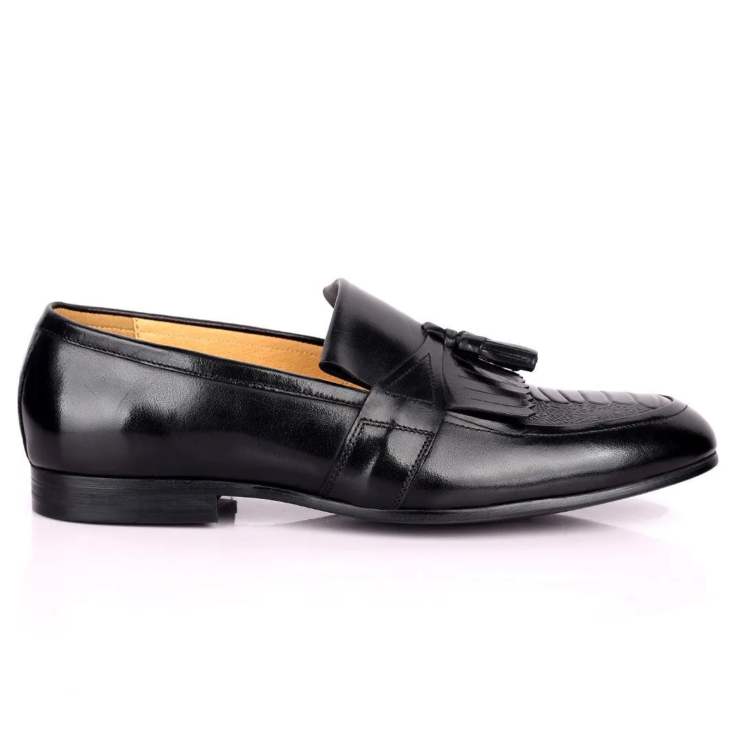 Gian Exquisite Tassel and Fringe Designed Black Leather Shoe