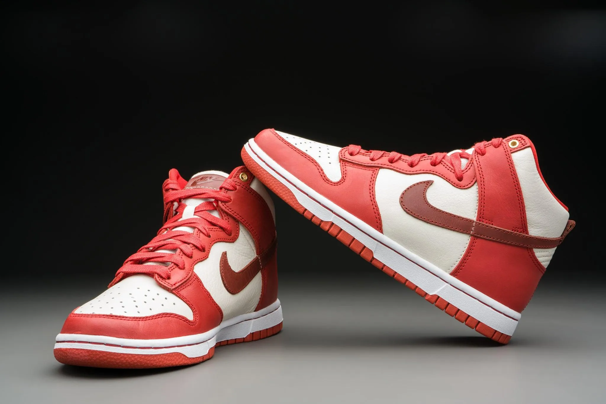 Nike Dunk High LXX Cinnabar (W)