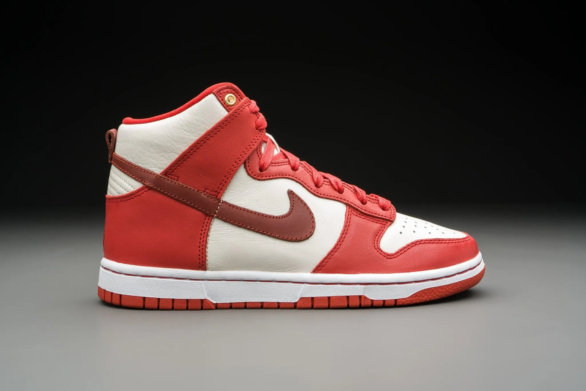 Nike Dunk High LXX Cinnabar (W)