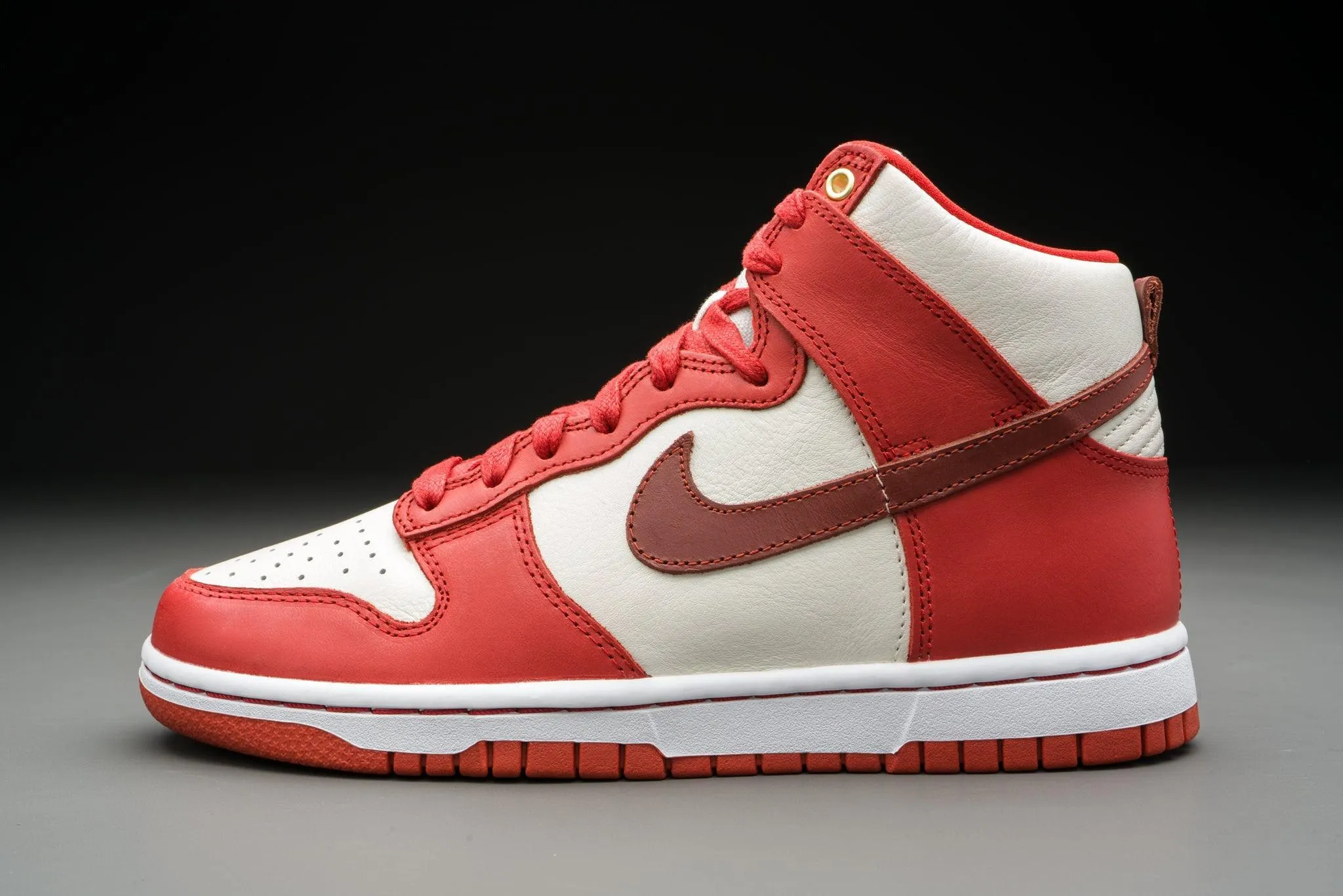 Nike Dunk High LXX Cinnabar (W)