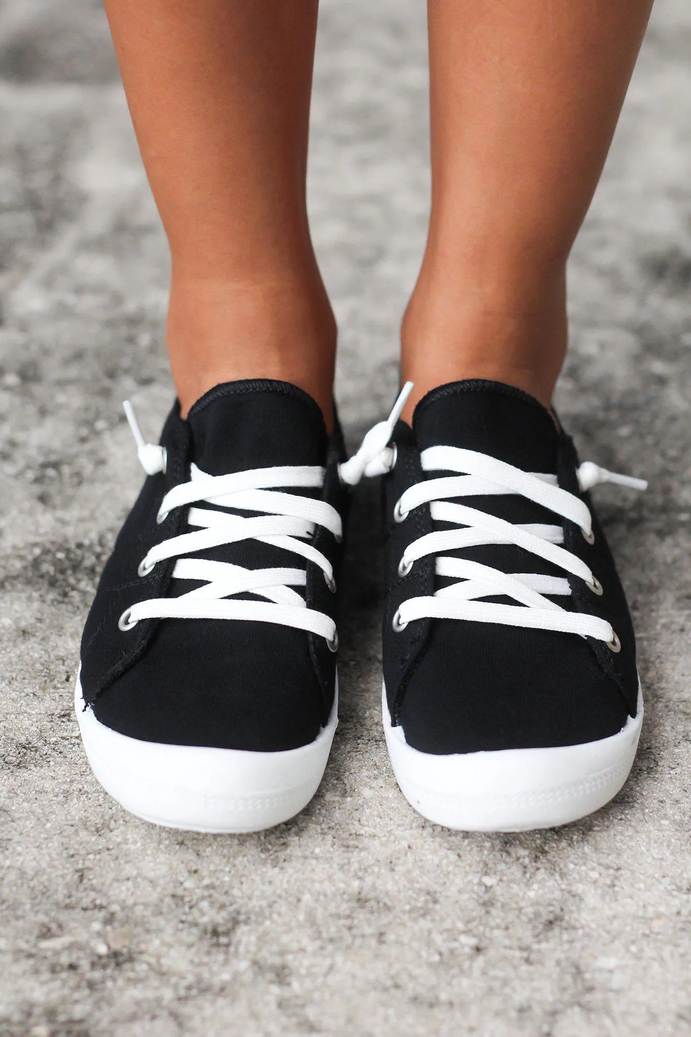 Rae Black Sneakers