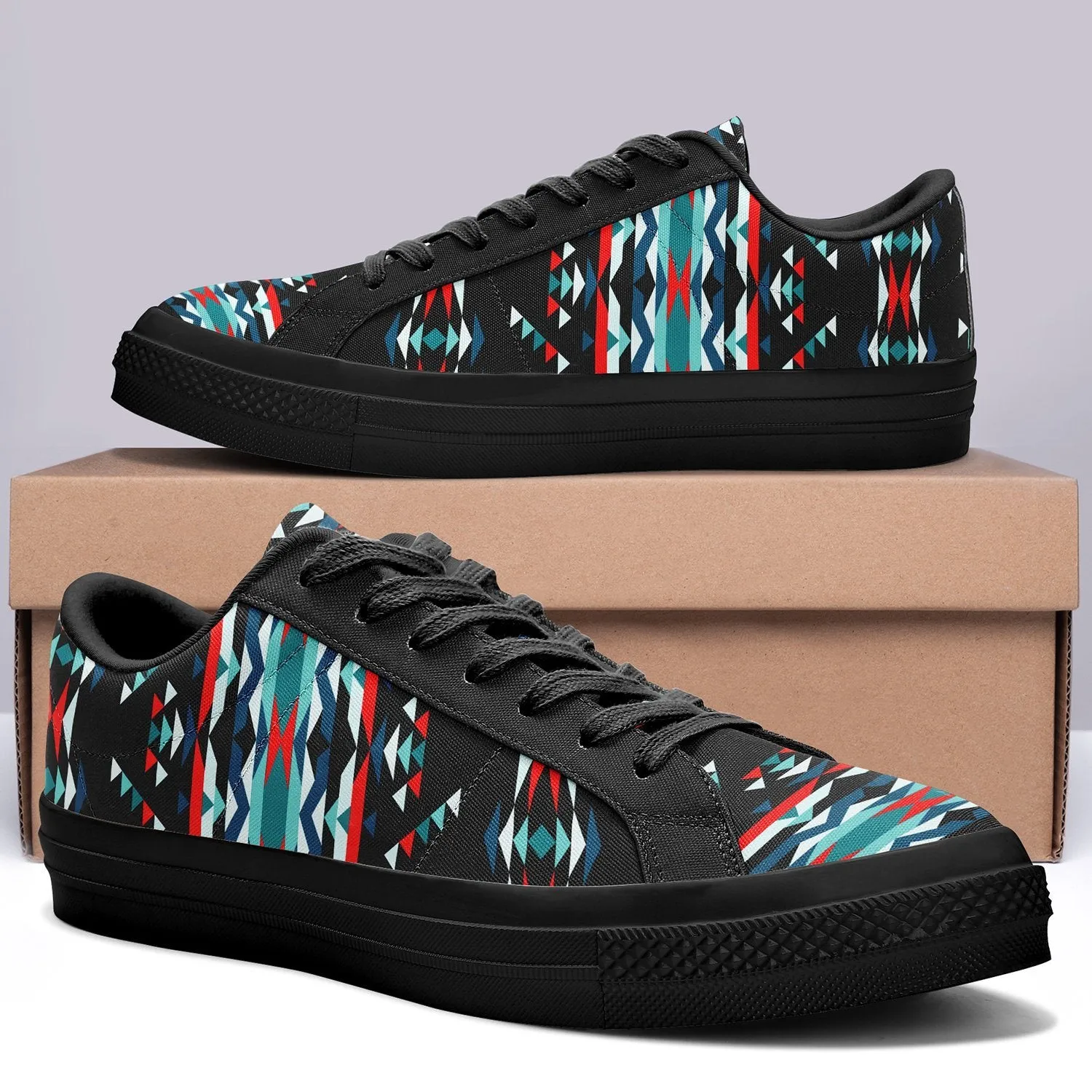 Visions of Peaceful Nights Aapisi Low Top Canvas Shoes Black Sole