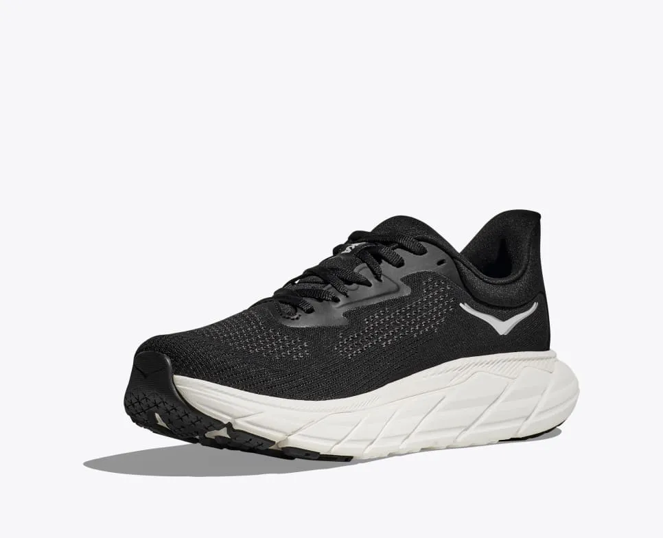 WOMEN'S HOKA ARAHI 7 | BLACK / WHITE