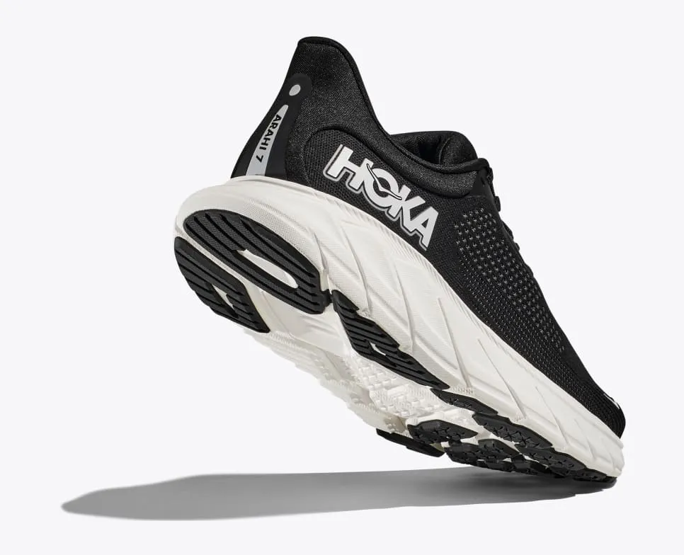 WOMEN'S HOKA ARAHI 7 | BLACK / WHITE